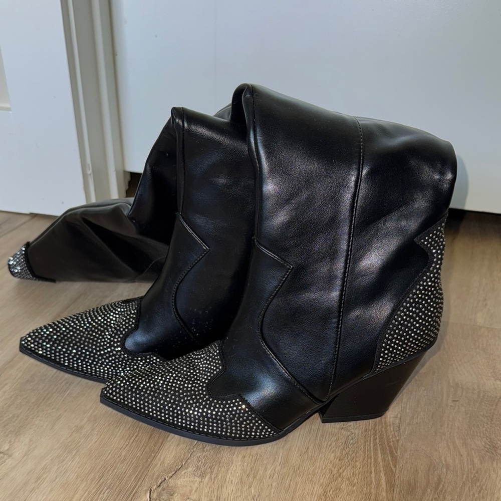 Black Studded Women's Boots